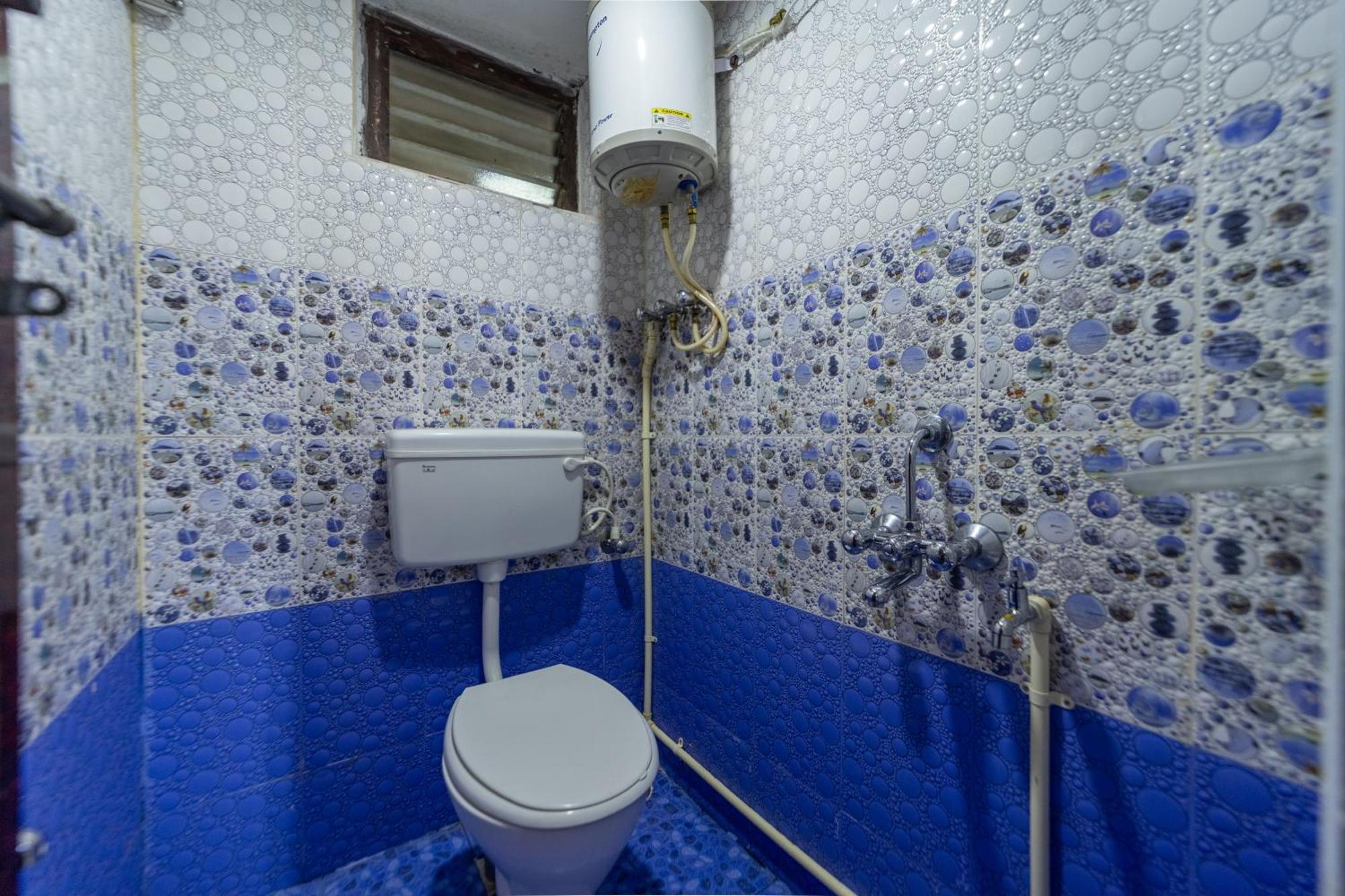 Sri Nandha Luxury Comforts Vālpārai Exterior foto